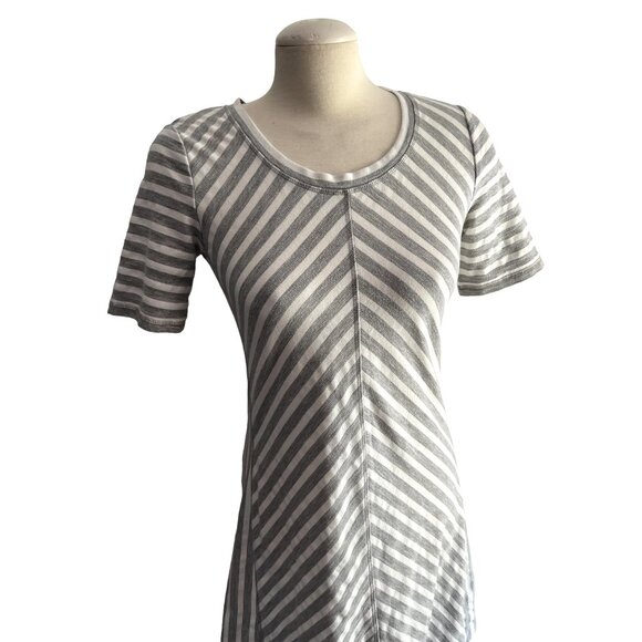 T by Talbots Striped A Line Dress Sz Small Petite Womens Short Sleeve Gray & Whi - Picture 8 of 16